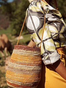 Indigenous fashion is the future 04.webp__PID:1d143c7c-d5ce-4e5a-8f25-92725e7bc32a