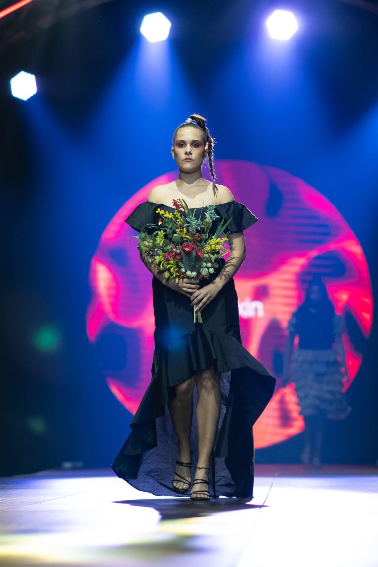 Kirrikin Shines on the Runway at STYLEAID Phoenix